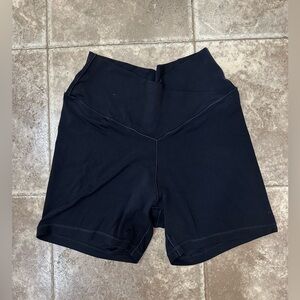 Offline by Aerie Women’s Real Me High-Rise Crossover Athletic Nylon Shorty, XL
